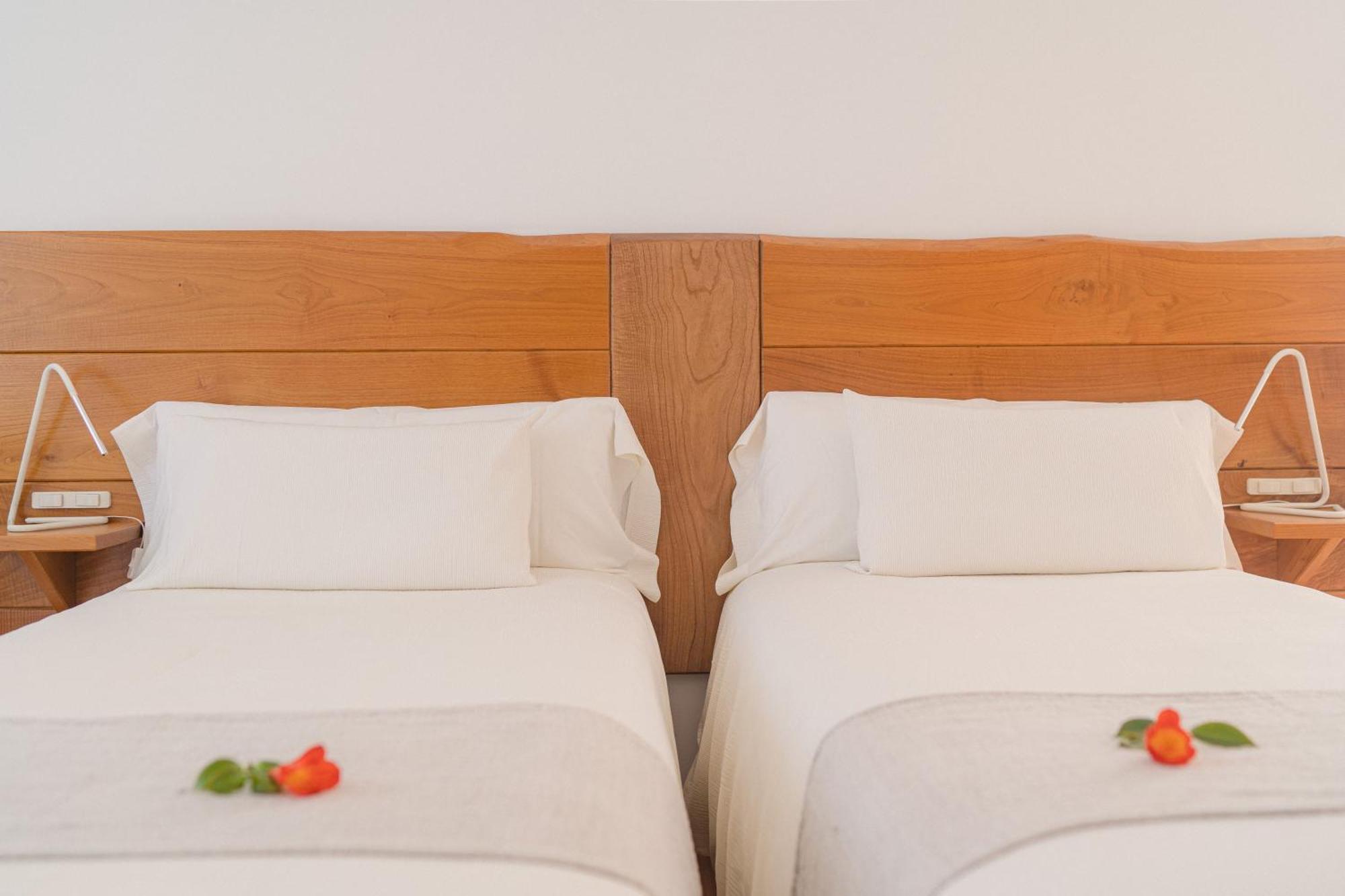 Hotel A Miranda Feás Εξωτερικό φωτογραφία
